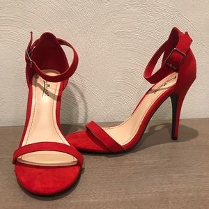 Anne Michelle Single Ankle Strap Heel